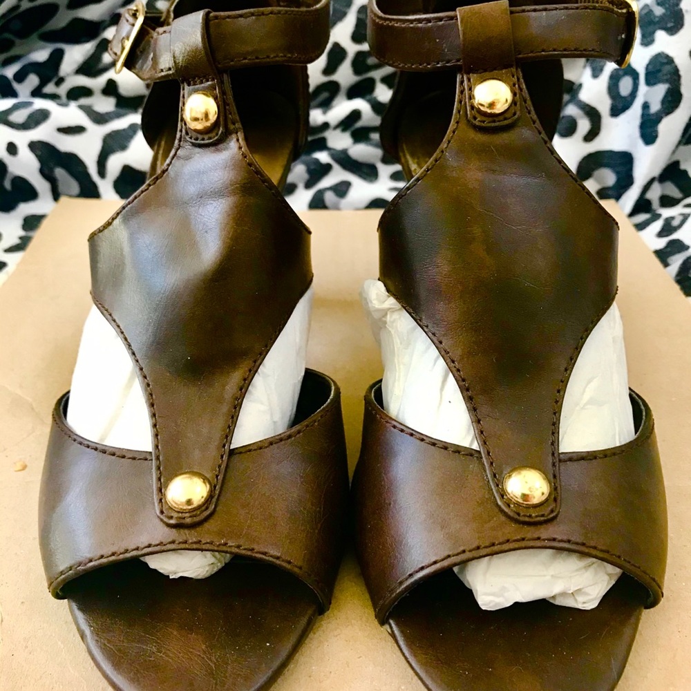 Fioni 3 1/2” heels
